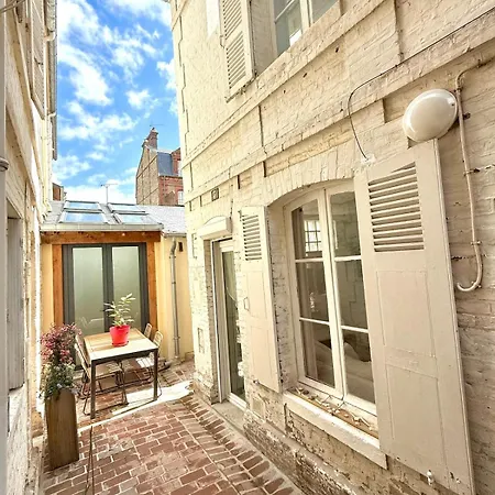 בית נופש Albertine - Beautiful Family With Exterior *