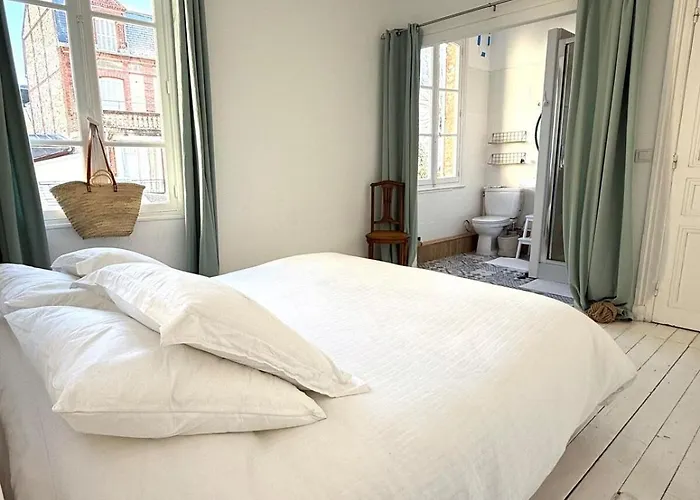 Albertine - Beautiful Family With Exterior 別荘 *